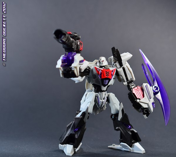 Dream Maker WFC 02 Upgrade Kit For Transformers War For Cybertron Megatron Video Review And Images  (5 of 8)